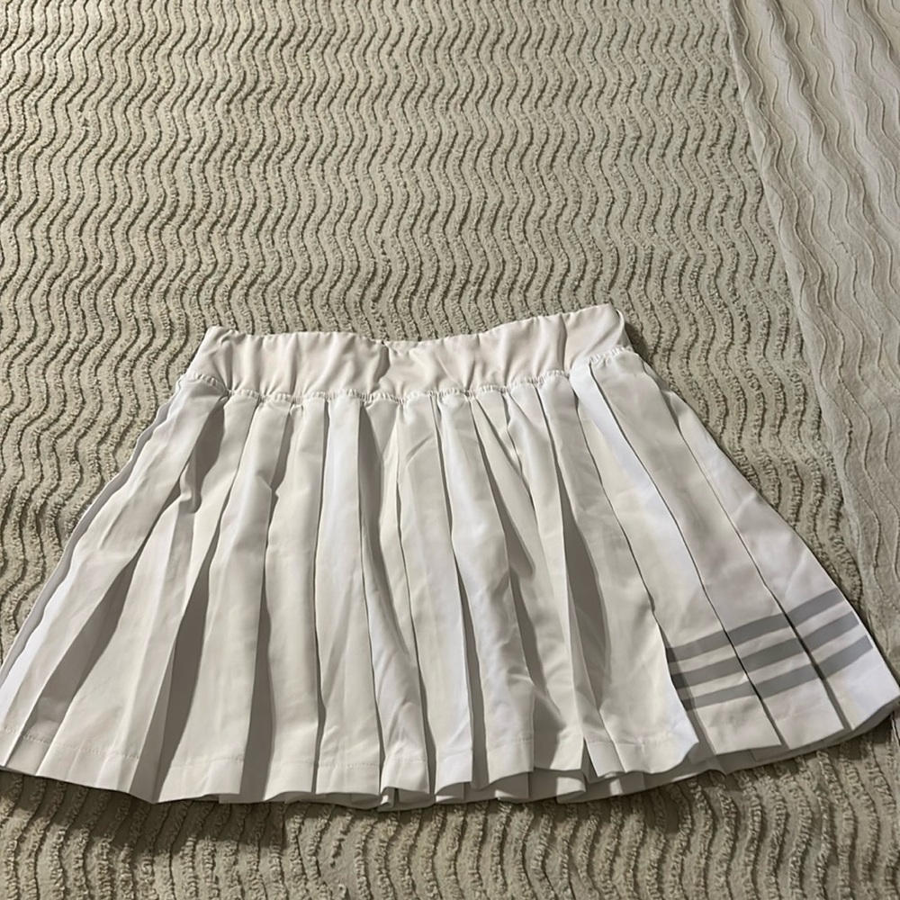White tennis skirt